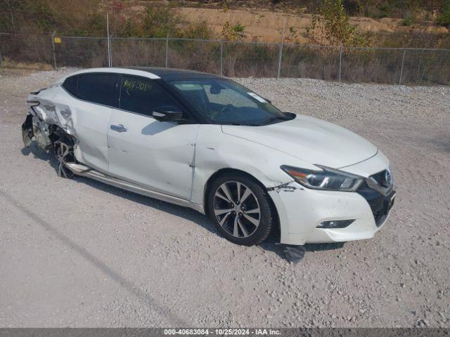  Salvage Nissan Maxima