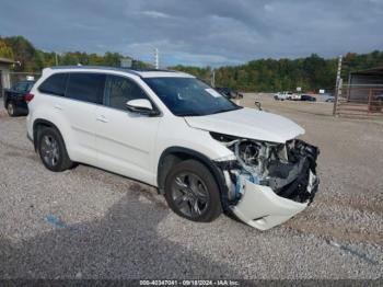  Salvage Toyota Highlander