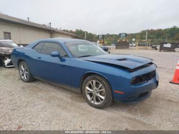  Salvage Dodge Challenger