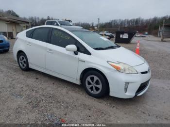  Salvage Toyota Prius