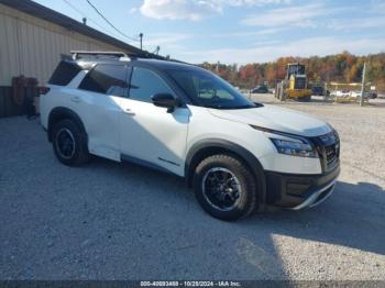  Salvage Nissan Pathfinder