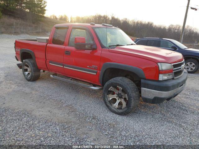  Salvage Chevrolet Silverado 2500