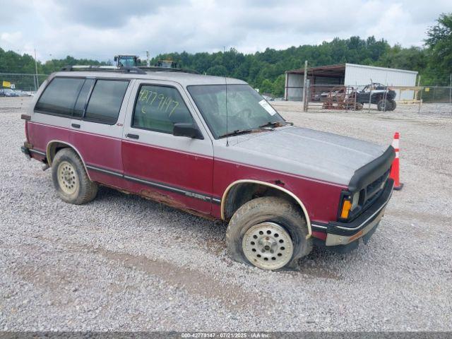  Salvage Chevrolet Blazer