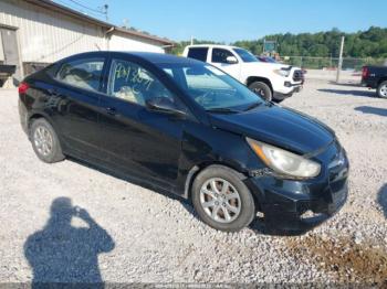  Salvage Hyundai ACCENT