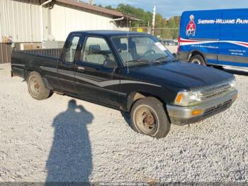  Salvage Toyota Pickup