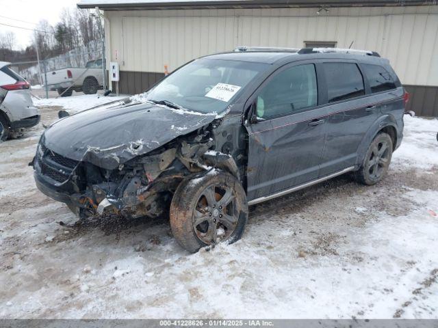 Dodge Journey Crossroad Image 8