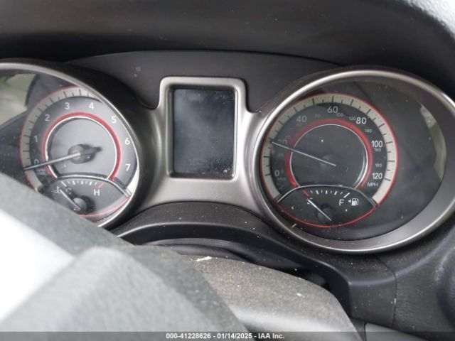 Dodge Journey Crossroad Image 4