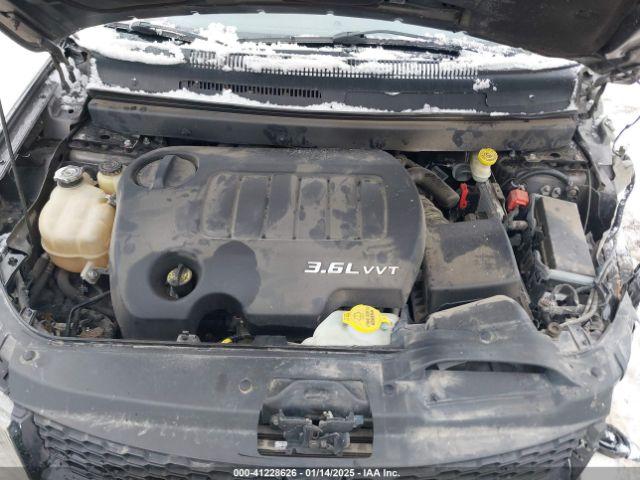 Dodge Journey Crossroad Image 9