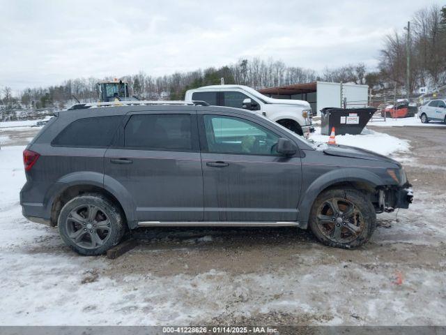Dodge Journey Crossroad Image 12