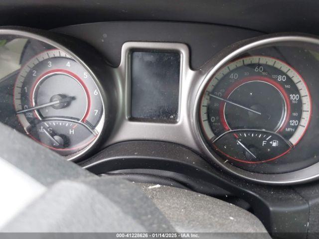 Dodge Journey Crossroad Image 16