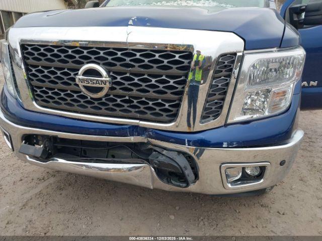 Nissan Titan Image 4