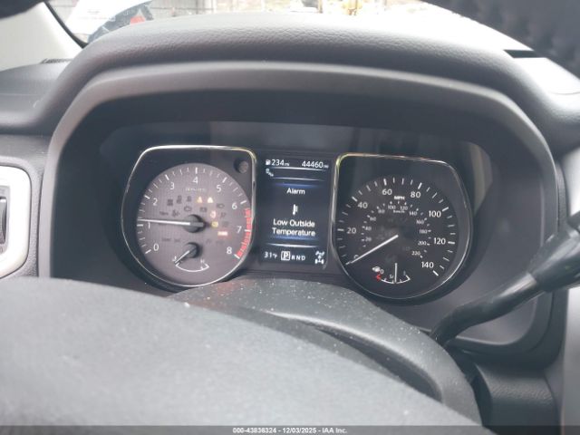 Nissan Titan Image 6