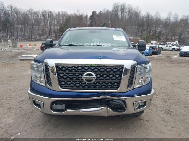 Nissan Titan Image 14