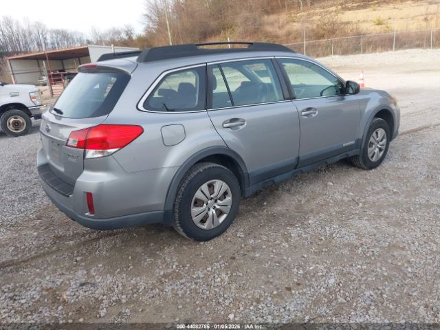Subaru Outback 2.5i Image 5