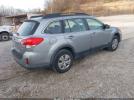 Subaru Outback 2.5i Image 5