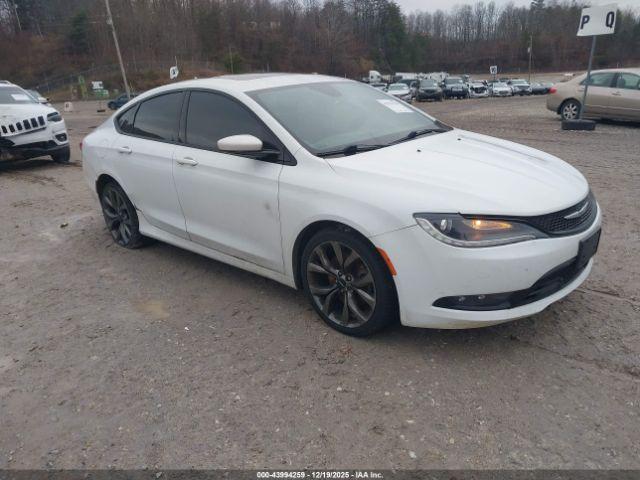  Salvage Chrysler 200