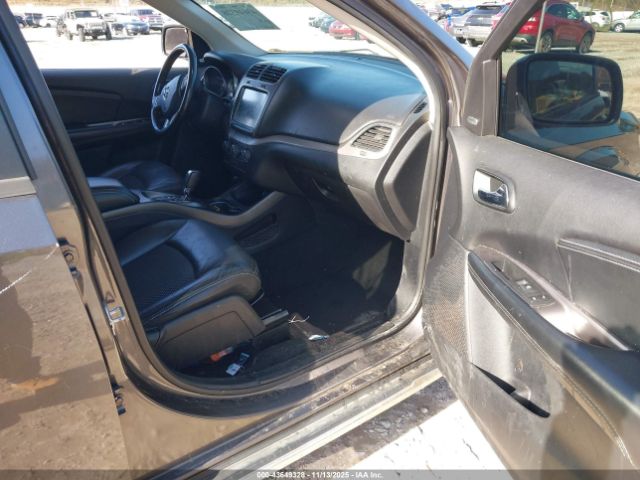 Dodge Journey Crossroad Image 15