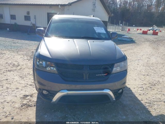 Dodge Journey Crossroad Image 7