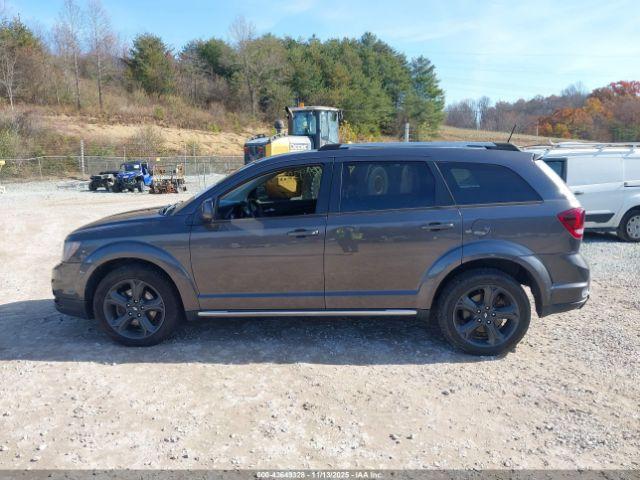 Dodge Journey Crossroad Image 12