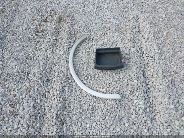 Buick Encore Fwd Preferred Image 2