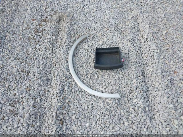 Buick Encore Fwd Preferred Image 2