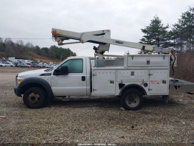 Ford F-450 Xl Image 2