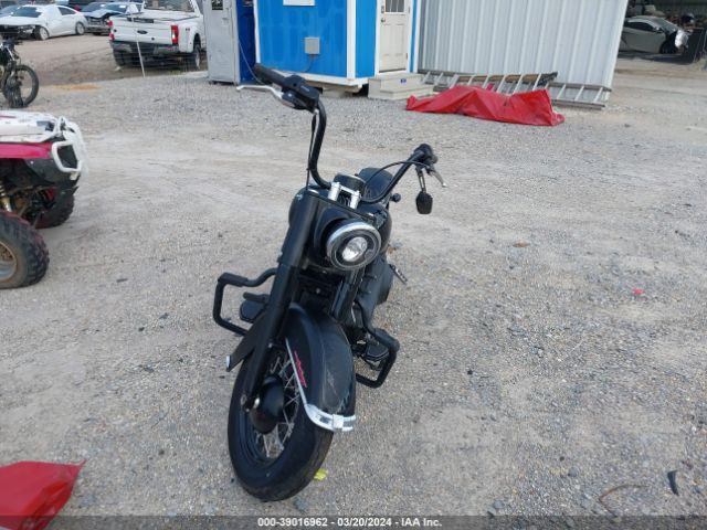 Harley-Davidson Flhcs Image 5